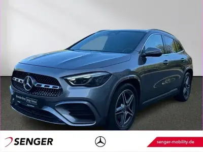 Gebraucht Mercedes GLA180 AMG 136 PS (100 kW) 2023 Lack mountaingrau SUV