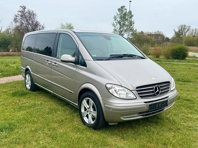 Usata Mercedes Viano 150 CV (110 kW) 2007 Argento Monovolume