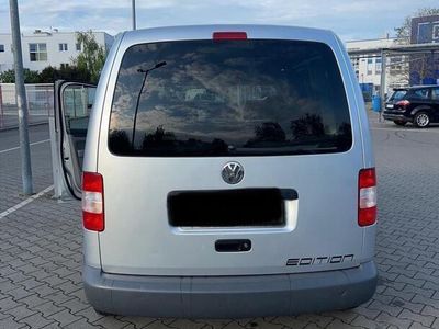 VW Caddy