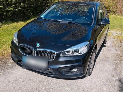 Second-hand BMW 218 150 CP (110 kW) 2015 Negru Break