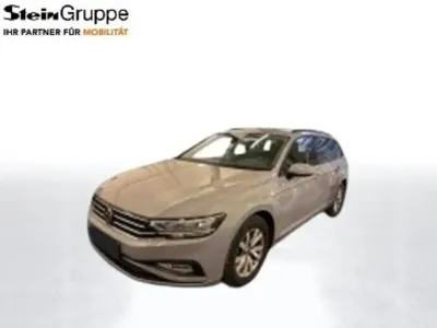 Gebraucht VW Passat Basis 150 PS (110 kW) 2023 Grau Kombi