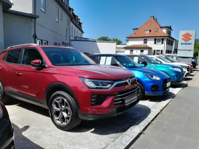 Gebraucht SsangYong Korando 163 PS (119 kW) 2023 Rot SUV