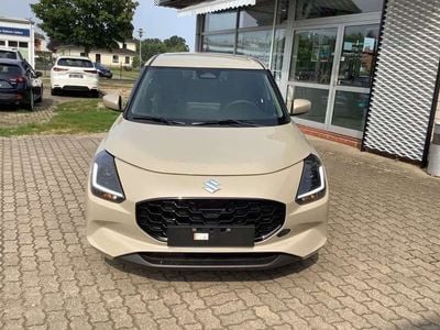 Beige Gebraucht 2024 Suzuki Swift Comfort Kleinwagen | 17.590 € (Fairer Preis)