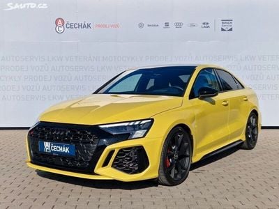 Usata Audi RS3 Sport 400 CV (294 kW) 2023 Giallo Berlina