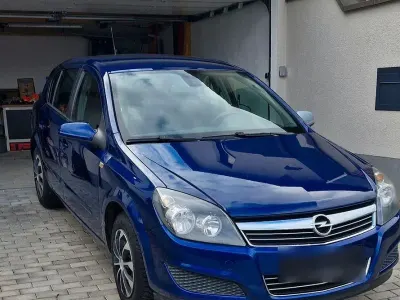 Brugt Opel Astra 90 HK (66 kW) 2004 Blå Sedan