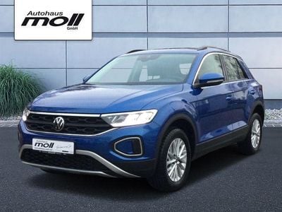 Gebraucht VW T-Roc Life 110 PS (80 kW) 2023 Blau SUV