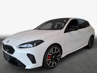 Nouvelle BMW 120 Basis 170 ch (125 kW) 2025 Blanc Citadine