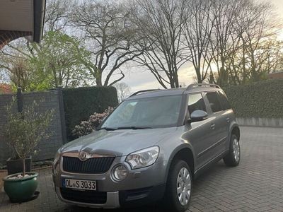 gebraucht Skoda Yeti 4x4 mit abn. AHK & Bi-Xenon Scheinwerfer