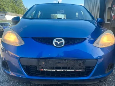 Gebraucht Mazda 2 68 PS (50 kW) 2009 Blau Kleinwagen