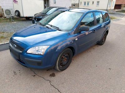 gebraucht Ford Focus Kombi 1.6 Benziner