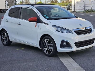 Second-hand Peugeot 108 Roland Garros 82 CP (60 kW) 2016 Alb Hatchback