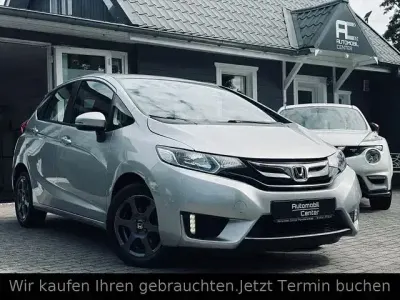 Gebraucht Honda Jazz Trend 102 PS (75 kW) 2016 Silber Kleinwagen