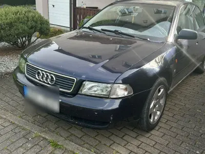 Gebraucht Audi A4 101 PS (74 kW) 1995 Blau Limousine