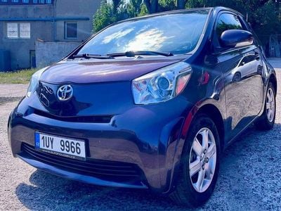 Toyota iQ