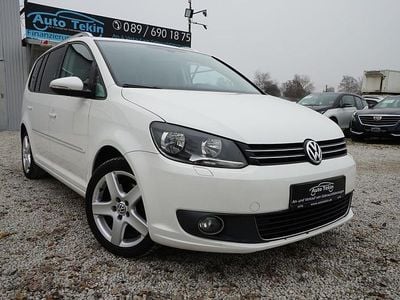 Weiß Gebraucht 2012 VW Touran Highline Van / Kleinbus | 6.950 € (Fairer Preis)
