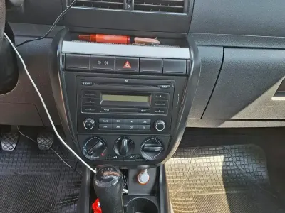 Gebraucht VW Fox 75 PS (55 kW) 2008 Schwarz Kleinwagen