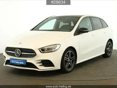Gebraucht Mercedes B180 AMG 116 PS (85 kW) 2022 Weiß Kleinwagen