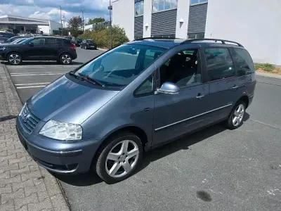 Gebraucht VW Sharan 140 PS (102 kW) 2009 Grau Van / Kleinbus