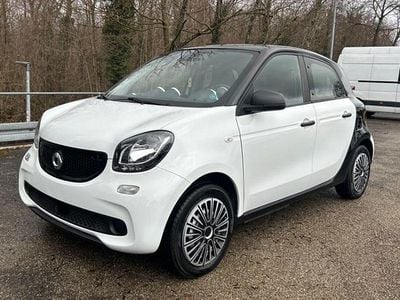 Gebraucht Smart ForFour Electric Drive 60 kW (82 PS) 2018 Weiß Limousine
