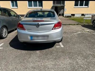 Gebraucht Opel Insignia 163 PS (119 kW) 2012 Grün Limousine