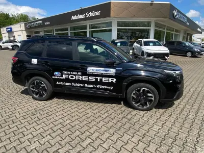 Gebraucht Subaru Forester Exclusive+ 136 PS (100 kW) 2025 Crystal black silica SUV