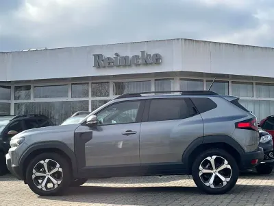 Gebraucht Dacia Duster 131 PS (96 kW) 2024 Grau SUV