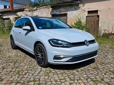 Gebraucht VW Golf VII Comfortline 110 PS (80 kW) 2017 Limousine
