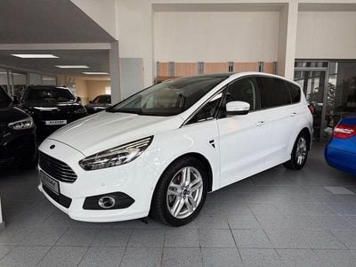 Gebraucht Ford S-MAX Titanium 190 PS (139 kW) 2019 Weiß Van / Kleinbus