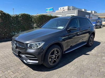 Używany Mercedes GLC300e AMG 194 KM (142 kW) 2022 Szary SUV