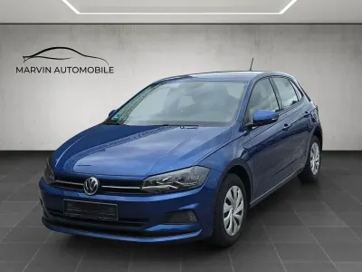 Gebraucht VW Polo Comfortline 95 PS (69 kW) 2018 Blau Kleinwagen