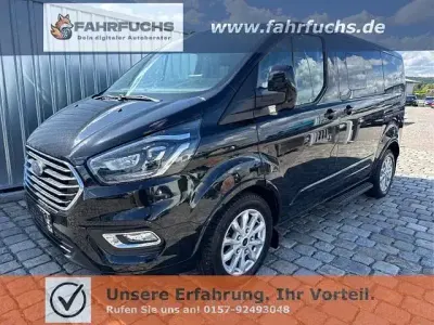 Gebraucht Ford Tourneo Custom Titanium 185 PS (136 kW) 2022 Schwarz Van