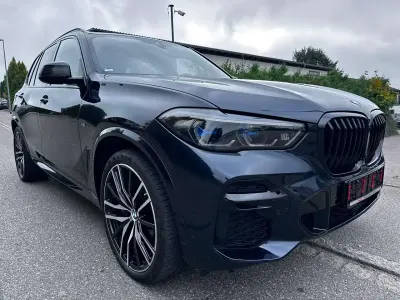 Gebraucht BMW X5 M Sport 340 PS (250 kW) 2022 Carbonschwarz SUV