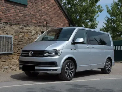 Gebraucht VW Multivan 204 PS (150 kW) 2017 Silber Van / Kleinbus