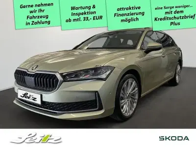 Gebraucht Skoda Superb Selection 204 PS (150 kW) 2025 Ice teabeige metallic Kombi