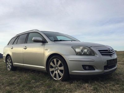 Gebraucht Toyota Avensis 177 PS (130 kW) 2008 Silber Kombi