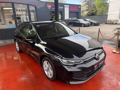 Gebraucht VW Golf VIII Life 150 PS (110 kW) 2025 Schwarz Limousine