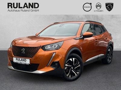 Gebraucht Peugeot 2008 Allure 100 kW (136 PS) 2021 Lackierung orange fusion/typ a SUV