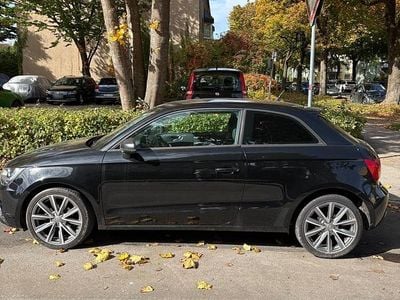 Second-hand Audi A1 86 CP (63 kW) 2011 Negru Hatchback