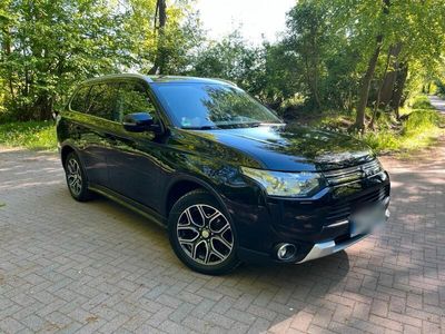 Mitsubishi Outlander P-HEV