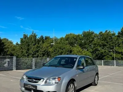 Gebraucht Kia Cerato LX 102 PS (75 kW) 2007 Silber Kombi