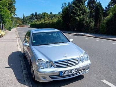Mercedes 200