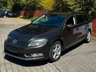 Gebraucht VW Passat Comfortline 140 PS (102 kW) 2014 Black oak brown metallic Kombi