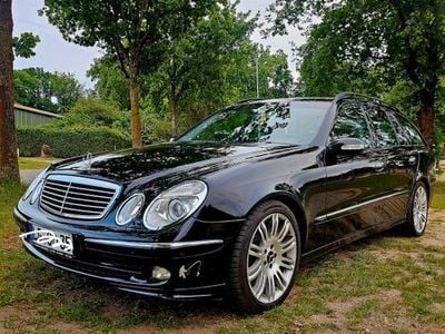 Mercedes E320