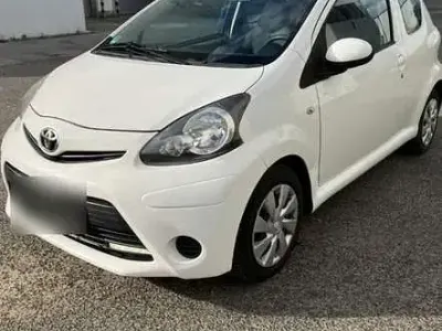 Gebraucht Toyota Aygo 68 PS (50 kW) 2014 Kleinwagen