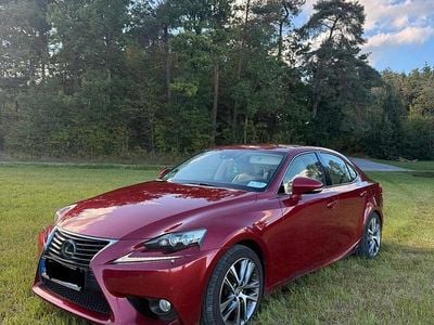 Rot Gebraucht 2013 Lexus IS300h Luxury Line Limousine | 21.500 € (Teuer)