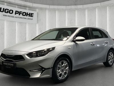 Nouă Kia Ceed Vision 100 CP (73 kW) 2025 Argintiu Hatchback