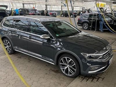Second-hand VW Passat Alltrack 200 CP (147 kW) 2021 Gri Break