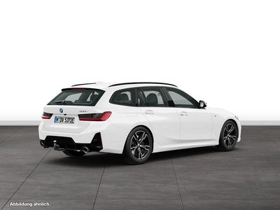 Gebraucht BMW 330e M Sport 292 PS (214 kW) 2025 Weiß Kombi