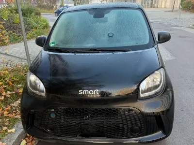 Gebraucht Smart ForFour Electric Drive 60 kW (82 PS) 2021 Schwarz Limousine