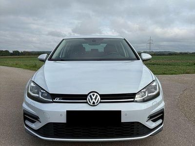 Gebraucht VW Golf VII R-line 150 PS (110 kW) 2018 Weiß Limousine